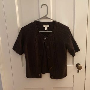 Short sleeved cropped cardigan